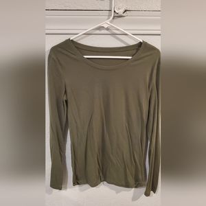 Olive green long sleeved sweatshirt